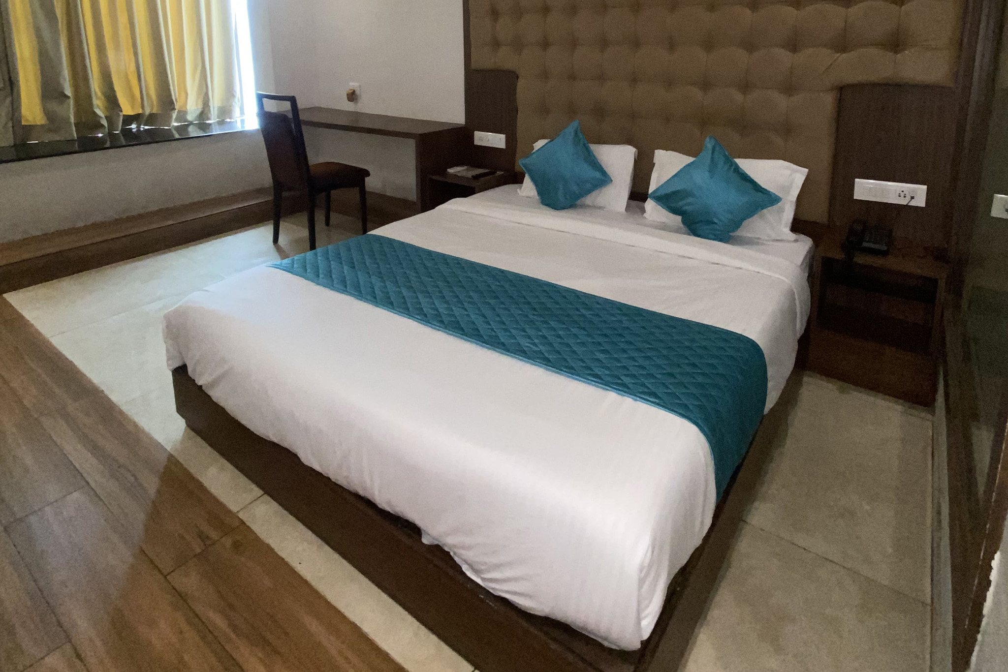 Pearl BKC Inn Room Image