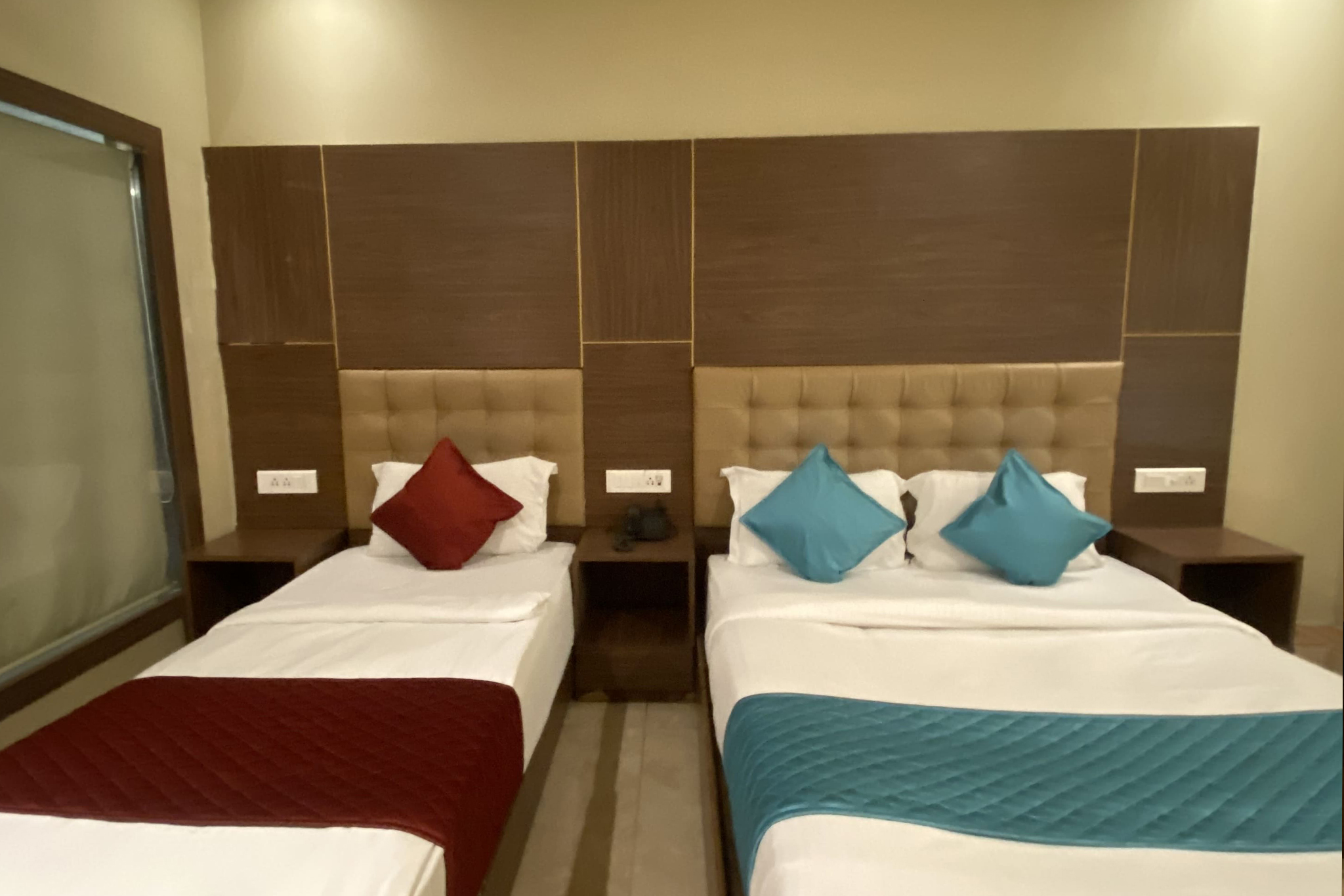 Pearl BKC Inn Room Image